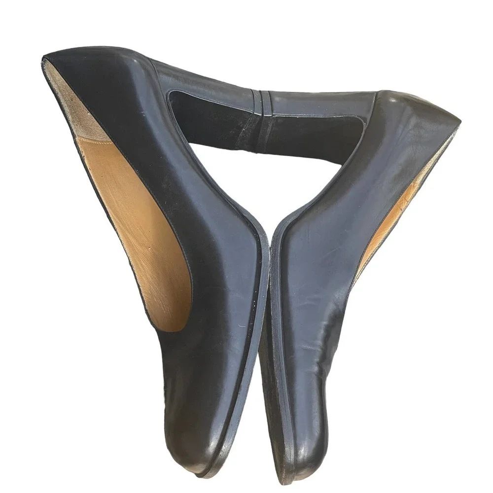 Coach New York Black Leather Round Toe Block Heels  - Size 8